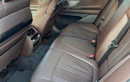 BMW 7 серия, 2018 год, 3 800 000 рублей, 17 фотография