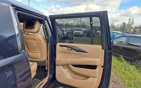 Cadillac Escalade IV, 2017 год, 5 426 480 рублей, 7 фотография