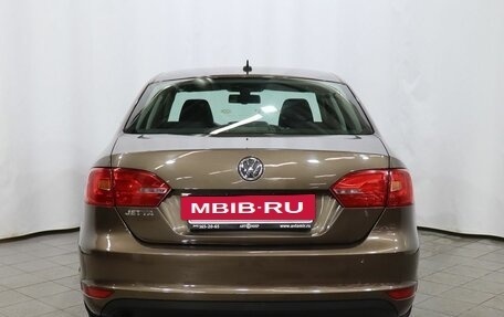 Volkswagen Jetta VI, 2013 год, 1 050 000 рублей, 5 фотография