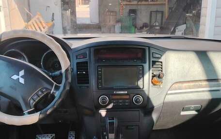 Mitsubishi Pajero IV, 2008 год, 1 440 000 рублей, 12 фотография