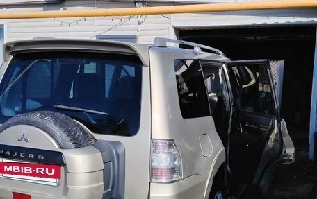 Mitsubishi Pajero IV, 2008 год, 1 440 000 рублей, 4 фотография