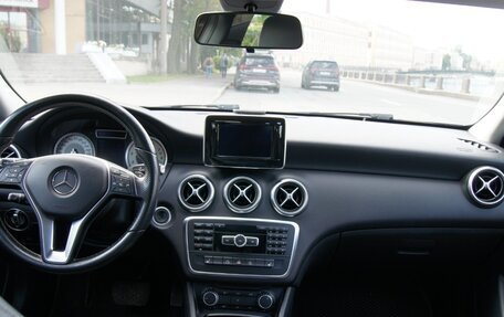 Mercedes-Benz A-Класс, 2015 год, 1 400 000 рублей, 4 фотография