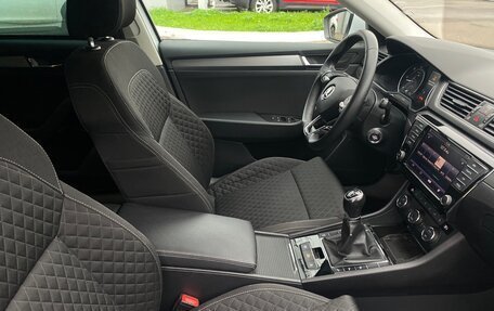 Skoda Superb III рестайлинг, 2016 год, 1 700 000 рублей, 16 фотография