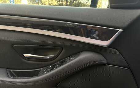 BMW 5 серия, 2012 год, 1 950 000 рублей, 13 фотография