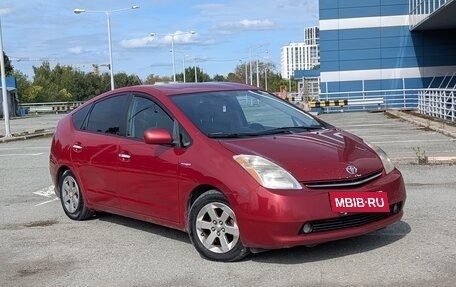 Toyota Prius, 2006 год, 628 000 рублей, 4 фотография