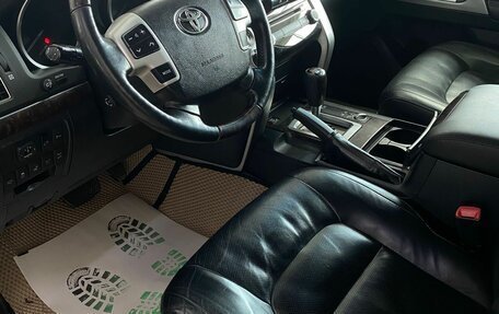Toyota Land Cruiser 200, 2013 год, 3 699 000 рублей, 7 фотография