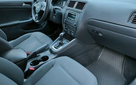 Volkswagen Jetta VI, 2013 год, 1 250 000 рублей, 8 фотография