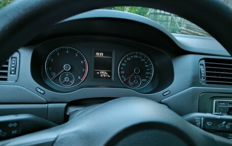 Volkswagen Jetta VI, 2013 год, 1 250 000 рублей, 6 фотография