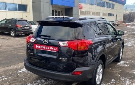 Toyota RAV4, 2015 год, 1 900 000 рублей, 5 фотография