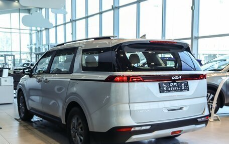 KIA Carnival, 2024 год, 5 720 000 рублей, 5 фотография