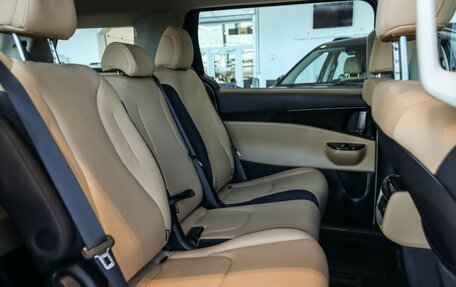 KIA Carnival, 2024 год, 5 720 000 рублей, 9 фотография