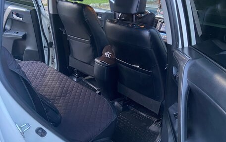 Toyota RAV4, 2014 год, 1 800 000 рублей, 9 фотография