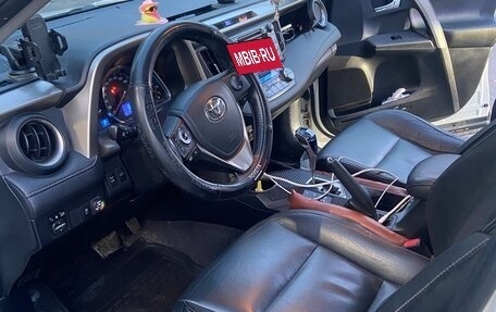Toyota RAV4, 2014 год, 1 800 000 рублей, 7 фотография