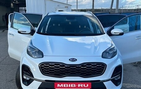 KIA Sportage IV рестайлинг, 2021 год, 2 550 000 рублей, 2 фотография
