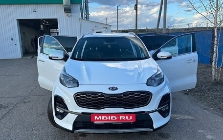 KIA Sportage IV рестайлинг, 2021 год, 2 550 000 рублей, 3 фотография