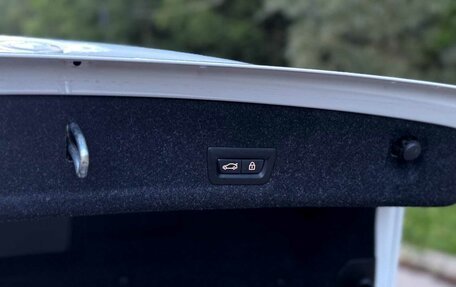 BMW 3 серия, 2019 год, 3 890 000 рублей, 27 фотография