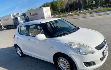 Suzuki Swift IV, 2013 год, 825 000 рублей, 3 фотография