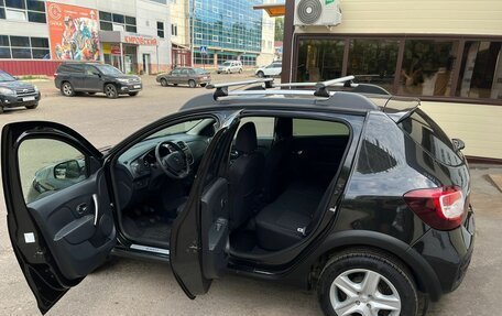 Renault Sandero II рестайлинг, 2017 год, 1 300 000 рублей, 3 фотография