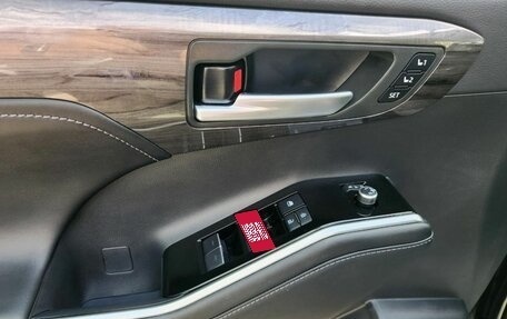 Toyota Highlander, 2025 год, 6 050 000 рублей, 7 фотография