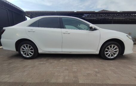 Toyota Camry, 2015 год, 1 700 000 рублей, 4 фотография