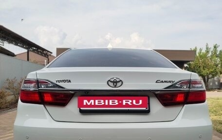 Toyota Camry, 2015 год, 1 700 000 рублей, 6 фотография