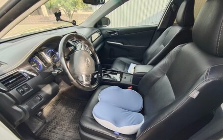 Toyota Camry, 2015 год, 1 700 000 рублей, 16 фотография