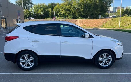 Hyundai ix35 I рестайлинг, 2012 год, 1 600 000 рублей, 4 фотография