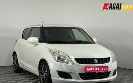 Suzuki Swift IV, 2011 год, 700 000 рублей, 3 фотография