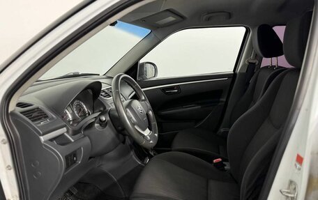 Suzuki Swift IV, 2011 год, 700 000 рублей, 10 фотография