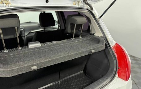 Suzuki Swift IV, 2011 год, 700 000 рублей, 17 фотография