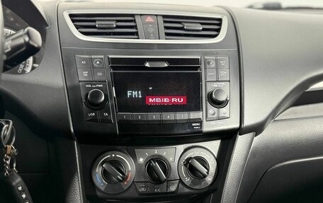 Suzuki Swift IV, 2011 год, 700 000 рублей, 16 фотография