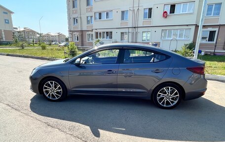 Hyundai Avante, 2019 год, 1 900 000 рублей, 3 фотография