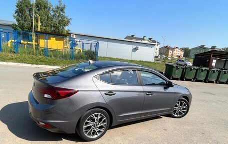 Hyundai Avante, 2019 год, 1 900 000 рублей, 6 фотография