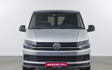 Volkswagen Multivan T6 рестайлинг, 2016 год, 3 462 580 рублей, 3 фотография