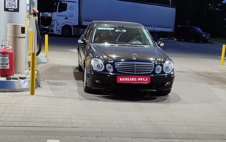 Mercedes-Benz E-Класс, 2003 год, 1 150 000 рублей, 23 фотография