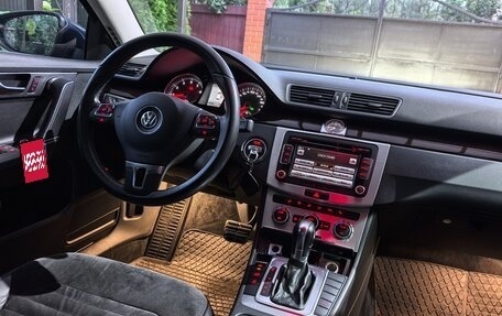 Volkswagen Passat B7, 2013 год, 1 495 000 рублей, 28 фотография