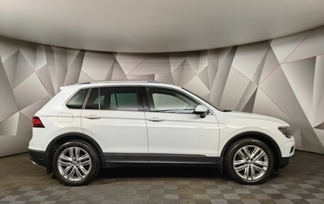Volkswagen Tiguan II, 2018 год, 3 190 000 рублей, 6 фотография