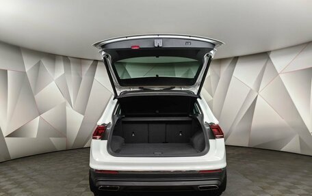 Volkswagen Tiguan II, 2018 год, 3 190 000 рублей, 20 фотография