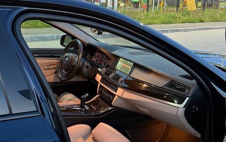 BMW 5 серия, 2012 год, 2 250 000 рублей, 3 фотография