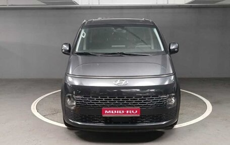 Hyundai Staria, 2021 год, 2 620 000 рублей, 1 фотография