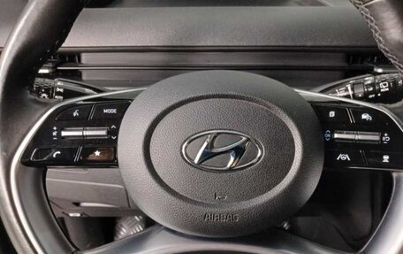 Hyundai Staria, 2021 год, 2 620 000 рублей, 9 фотография
