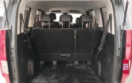 Hyundai Staria, 2021 год, 2 620 000 рублей, 20 фотография