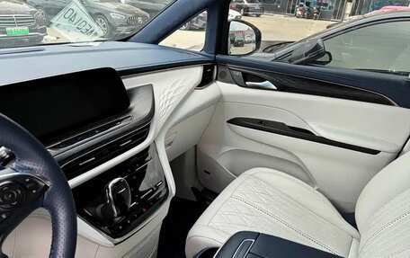 Buick GL8 III, 2021 год, 2 882 000 рублей, 12 фотография
