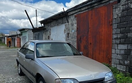 Opel Omega A, 1991 год, 95 000 рублей, 1 фотография