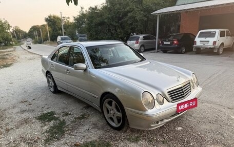 Mercedes-Benz E-Класс, 2001 год, 590 000 рублей, 1 фотография