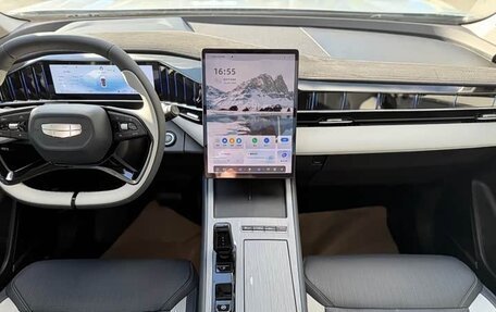 Geely Atlas, 2024 год, 2 350 000 рублей, 6 фотография