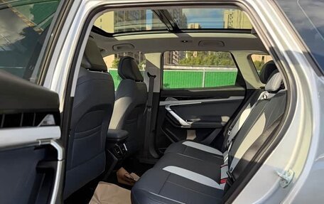 Geely Atlas, 2024 год, 2 350 000 рублей, 8 фотография