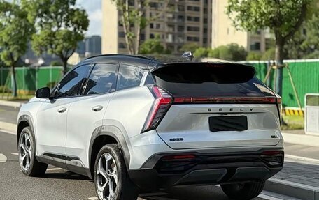 Geely Atlas, 2024 год, 2 350 000 рублей, 10 фотография