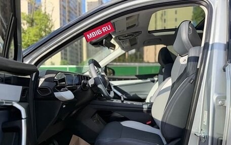 Geely Atlas, 2024 год, 2 350 000 рублей, 7 фотография