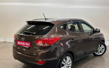 Hyundai ix35 I рестайлинг, 2013 год, 990 000 рублей, 2 фотография